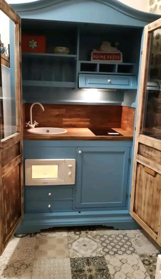 Soggiorno In Una Cantina Antica Del'500, Struttura Privata, Non Albergo Colombaro  Ngoại thất bức ảnh